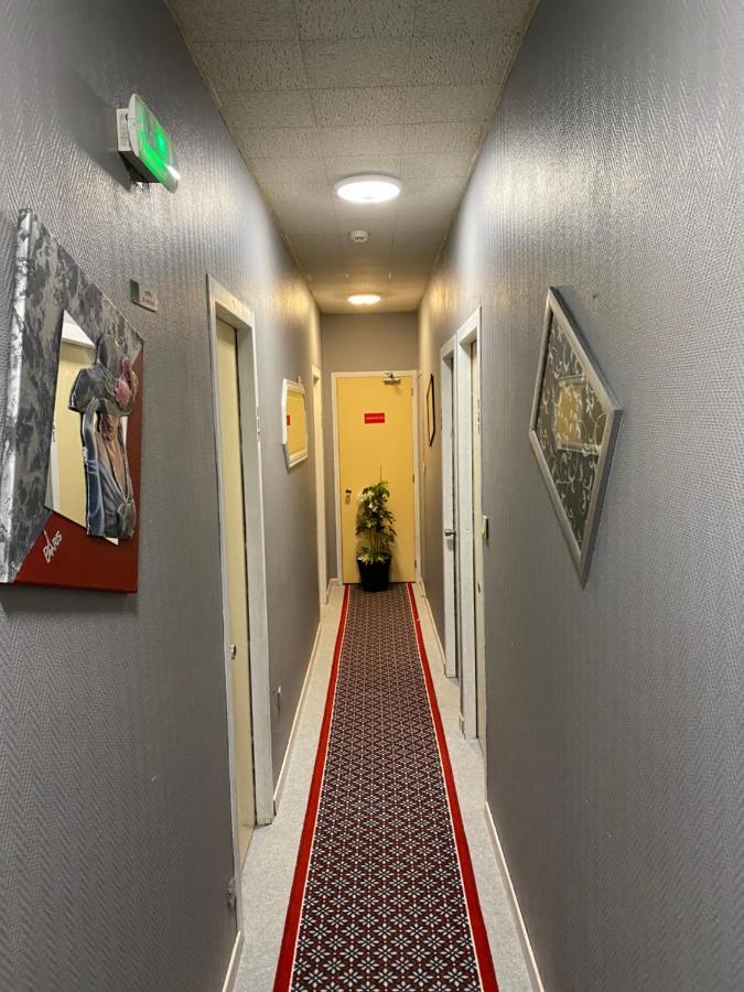 Hotel De Nantes ラ・ベルヌリー・アン・レッツ エクステリア 写真